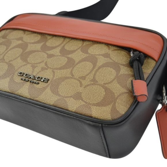 NWT Coach Graham Signature Pouch Crossbody Bag
